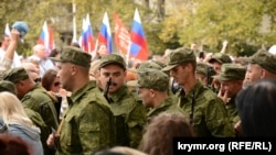 Митинг, посвященный проводам российским военнослужащих 47-й мотострелковой дивизии на войну в Украине, Севастополь. Крым, 27 сентября 2022 года