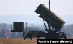 Пусковая установка зенитно-ракетного комплекса MIM-104 Patriot армии США в аэропорту Жешув-Ясенка, Польша, 16 марта 2022 года. Иллюстрационное фото