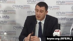 Эйваз Умеров, пророссийский активист